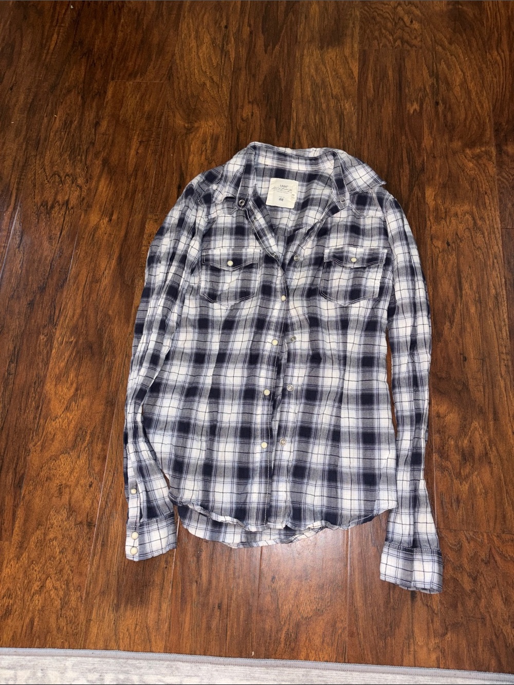 H&M Women's Plaid Button-Down Shirt - Navy and White